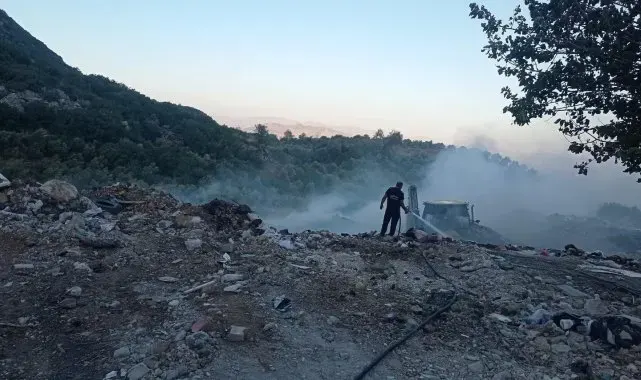 Hassa'da çöplük yangını