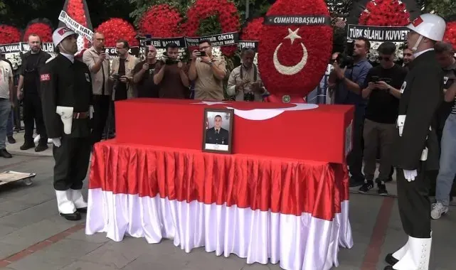 Şehit Uzman Çavuş Onur Çapan, Isparta'da son yolculuğuna uğurlandı