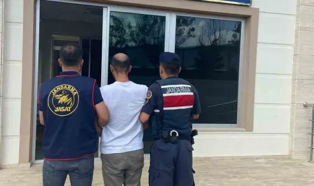 Antalya'da 10 yıl 8 ay hapis cezasıyla aranan şahıs yakalandı