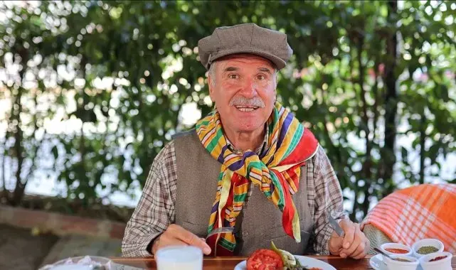Aydın'ın Çine köftesi için şiir yazdırdı