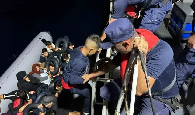 Ayvacık'ta 31 kaçak göçmen yakalandı