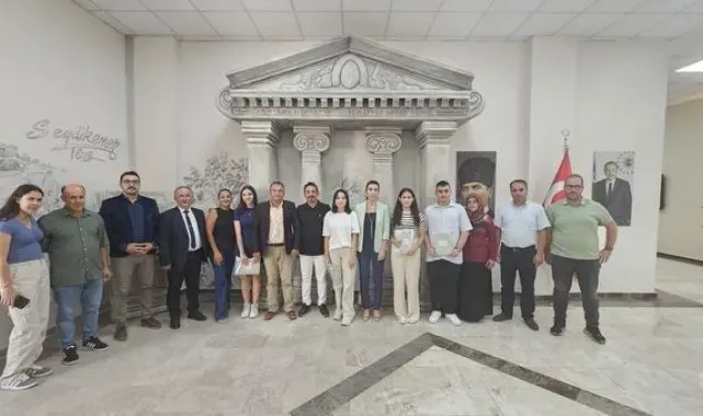 Seydikemer'de başarılı öğrenciler ödüllendirildi