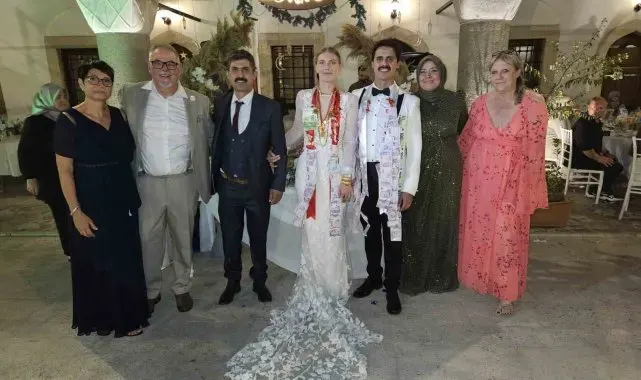 Alman geline Türk usulü düğün