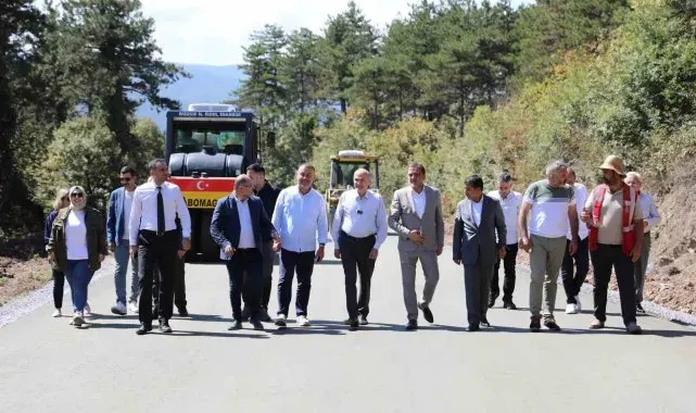 Başkan Özlü Korugöl yolu yapım çalışmalarını inceledi