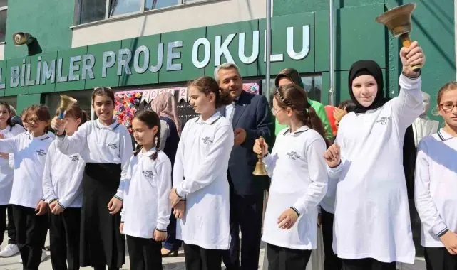Rize'de eğitim-öğretim yılı törenle başladı
