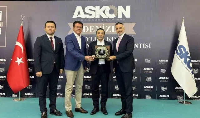 İş adamlarından DTO Başkanı Erdoğan'a teşekkür plaketi