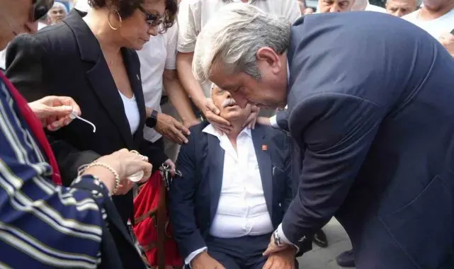 CHP'nin 101. yıl töreni: İlçe başkanı fenalık geçirdi