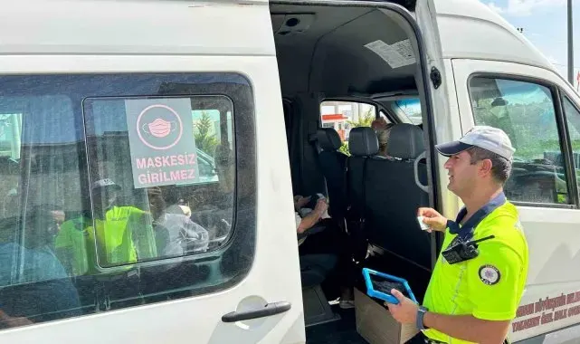 Bafra Bölge Trafik ekipleri sürücü ve yolcuları uyardı