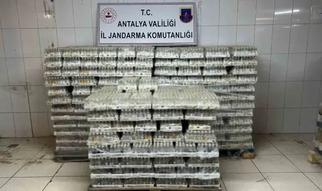 Manavgat'ta kaçak içki operasyonu: Bin 70 litre ele geçirildi