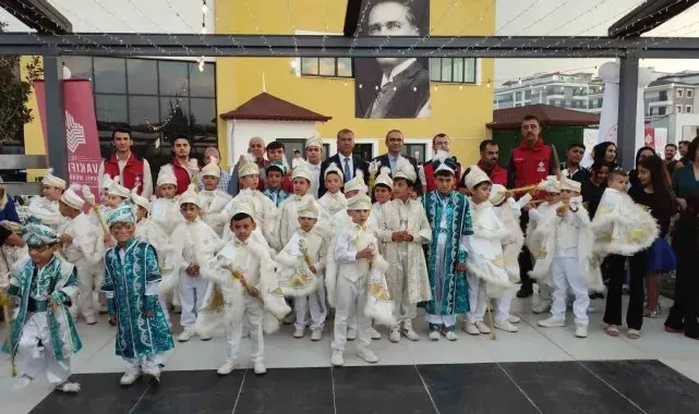 36 çocuk erkekliğe ilk adımlarını birlikte attı