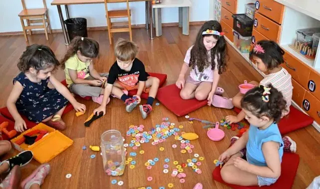 Muratpaşa'nın kreşlerinde ilk ders zili çaldı