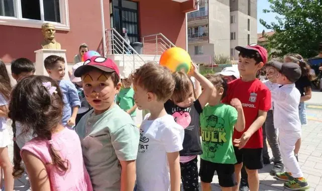 Tavşanlı'da okul öncesi şenliği