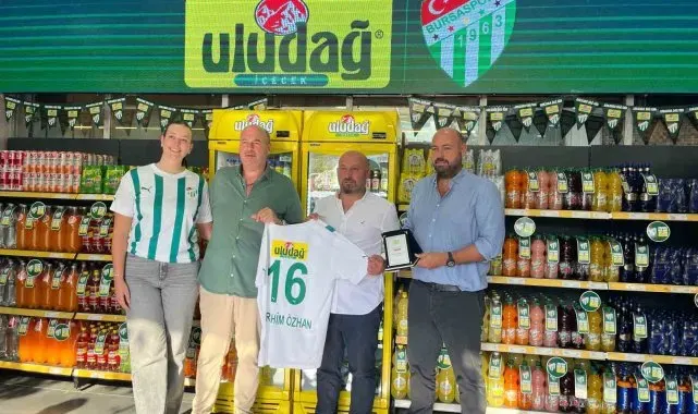 Uludağ Sokağı, Bursa'nın zincir marketlerinde