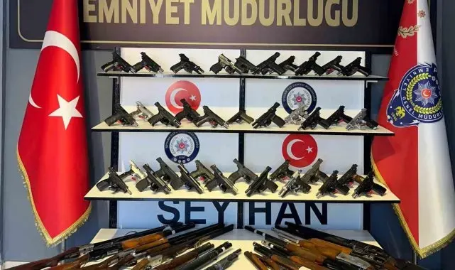 Adana'da 61 ruhsatsız silah ele geçirildi, 213 suçlu da yakalandı