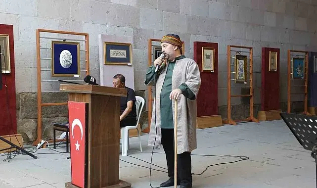 "Erzurumlu Yunus Emre" programına yoğun ilgi
