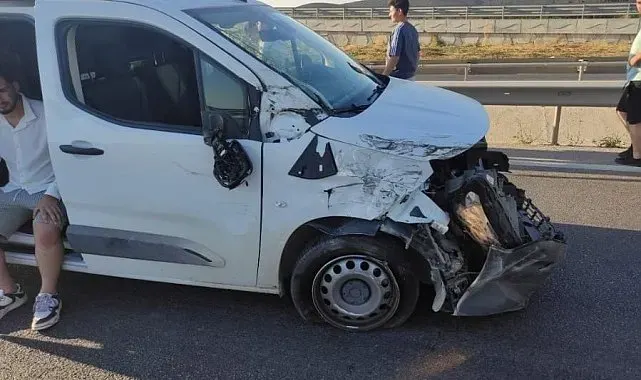 Bursa'da 5 araçlı zincirleme kaza: 1 yaralı