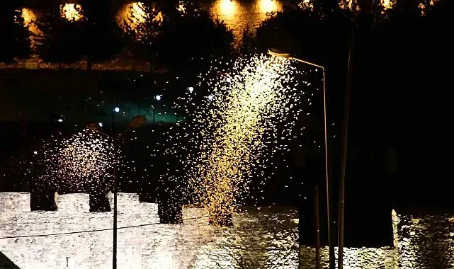 Ardahan'da "bir günlüklerin" ölüm uçuşu görsel şölene dönüştü