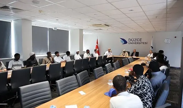 Ruanda Müftüsü Rektör Sözbir ile görüştü