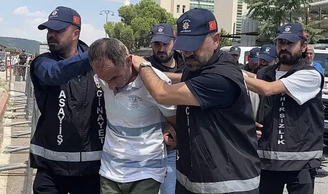 Milletvekilini bıçaklayıp 'pişmanım' diyen zanlı ile oğlu tutuklandı