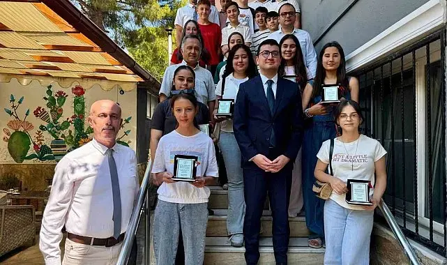 Bozdoğan'da LGS başarısı gösteren öğrenciler ödüllendirildi
