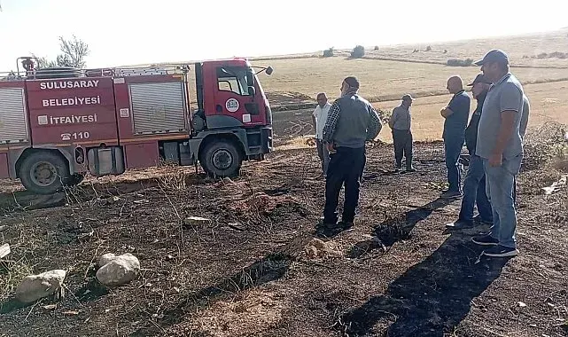 Ocaklıktan çıkan kıvılcımlar otluk alanda yangına neden oldu