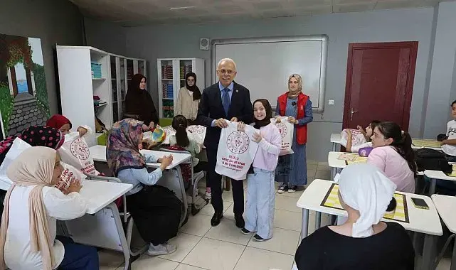 Düzce'de Gençlik Yaz Kulübü'nde renkli buluşma