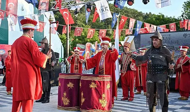 Fetih coşkusu Keles'e taşındı