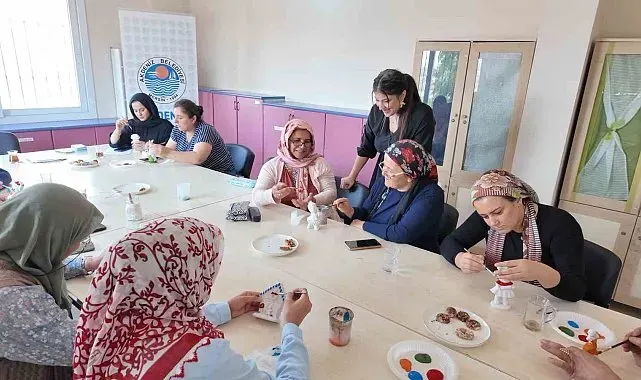 Akdeniz'de kadınlara yönelik 'Sevgi Sanatı' atölyesi