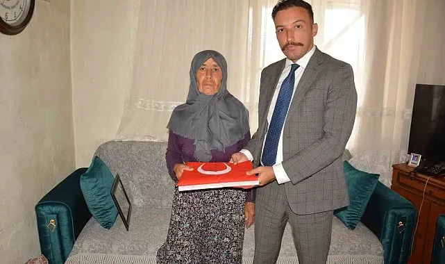 Başsavcı Ozan Kapıcı, şehit annesini evinde ziyaret etti