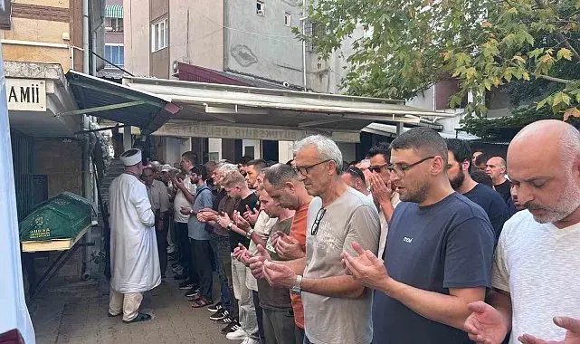 İznik Gölü'ne düşen genç hayatını kaybetti, gözyaşlarıyla toprağa verildi