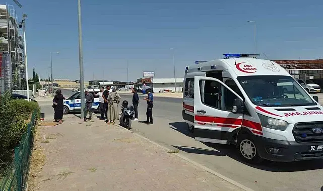 Otomobille motosiklet çarpıştı: 1 yaralı