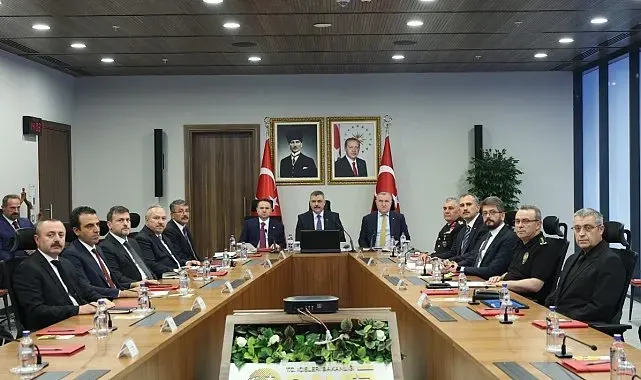 Üç bakan 'Spor Güvenliği Değerlendirme' toplantısında bir araya geldi