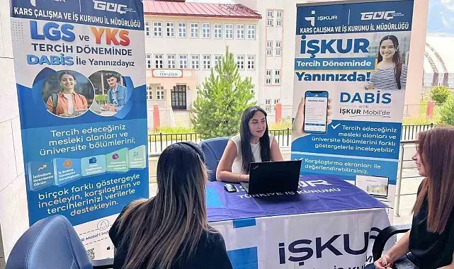 Kars'ta üniversite adaylarına dijital tercih rehberi: İŞKUR'dan DABİS desteği