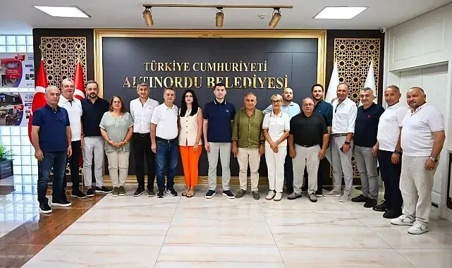 Altınordu Belediye Başkanı Tepe, CHP'den istifa etti