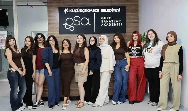 Küçükçekmece Belediyesi güzel sanatlar öğrencilerinden gururlandıran başarı