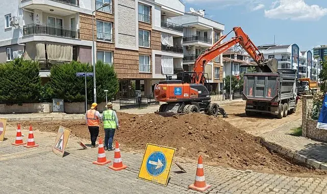 Aydın Büyükşehir Belediyesi'nden Efeler'de yol yenileme çalışması