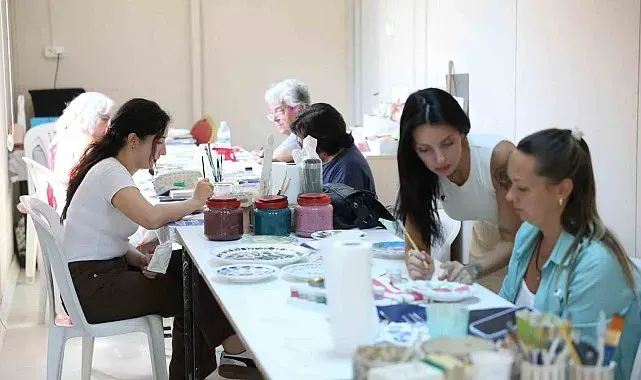Didim Belediyesi çini sanatını geleceğe taşıyor
