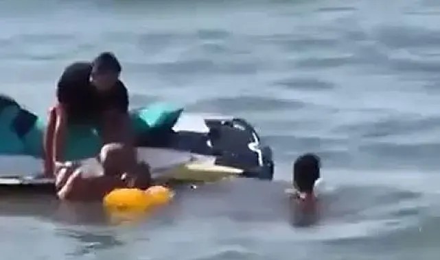 Silivri'de denizde boğulma tehlikesi geçiren vatandaş kurtarıldı