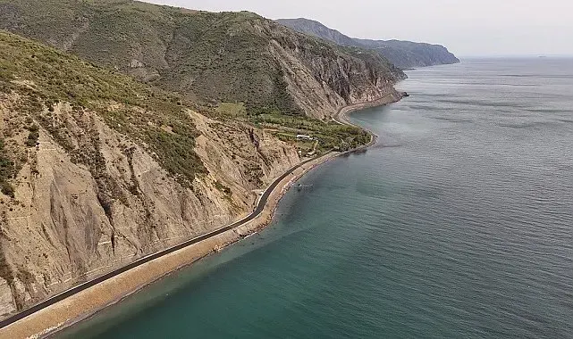 Uçmakdere-Şarköy yolu yenileniyor