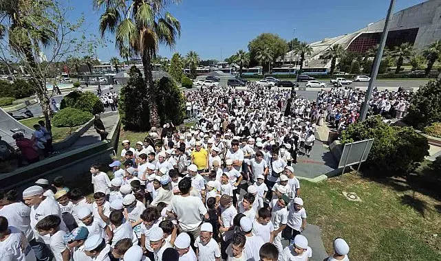 Samsun'da 2 bin Kur'an kursu öğrencisi camiye akın etti