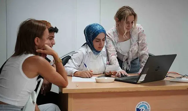 Tuzla Belediyesi 12 gün boyunca tercih danışma desteği verecek