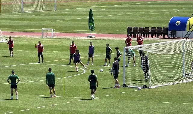 Esenler Erokspor yeni sezon hazırlıklarını Düzce'de sürdürüyor