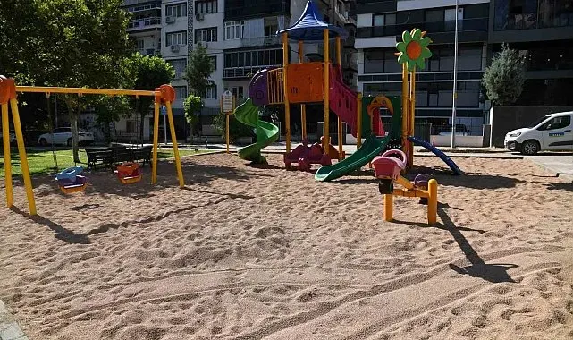 Çocuk parklarında zeytin çekirdeği dönemi