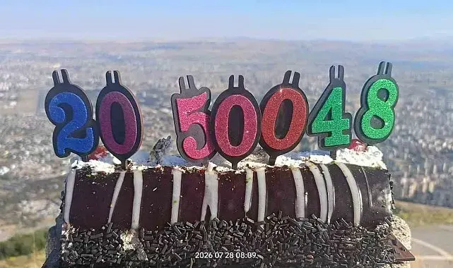 Aksoyak'tan 500. zirve tırmanışında üçlü kutlama