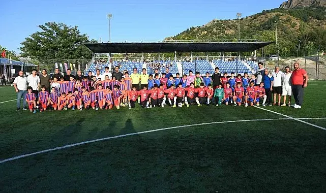 Isparta'da minik kramponlar sahaya çıktı