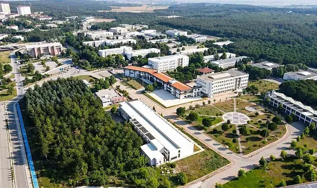 BUÜ, Türkiye'nin en iyi 18 üniversitesi arasında yer aldı