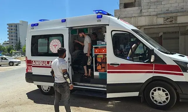 Devrilen motosikletteki yolcu yaralandı