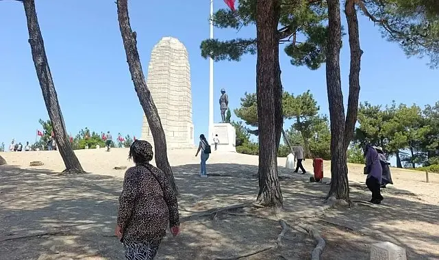 Sarıgöllü kadınlar tarihin izinde Çanakkale'yi gezdi