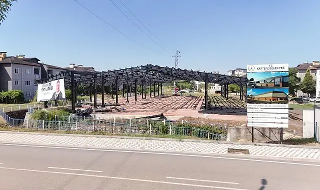 Ataevler Kent Çarşısı inşaatı sürüyor