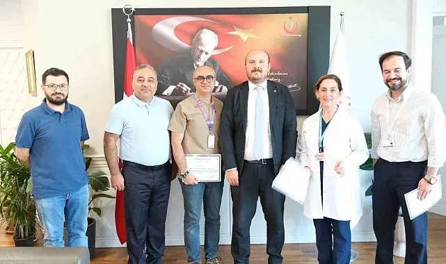Bursa Şehir Hastanesi'nde anne karnında hayat kurtaran müdahale